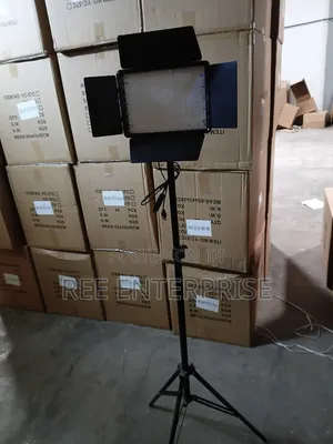 Led Portable Camera Light 
AC Powered