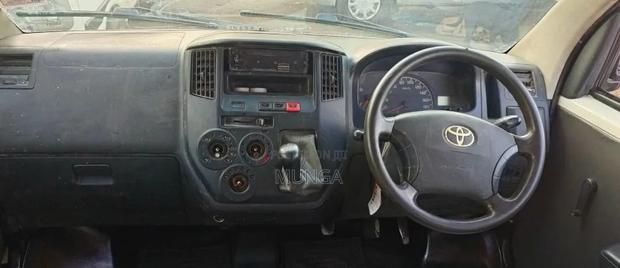 Toyota TownAce 2011 White - thumbnail 5