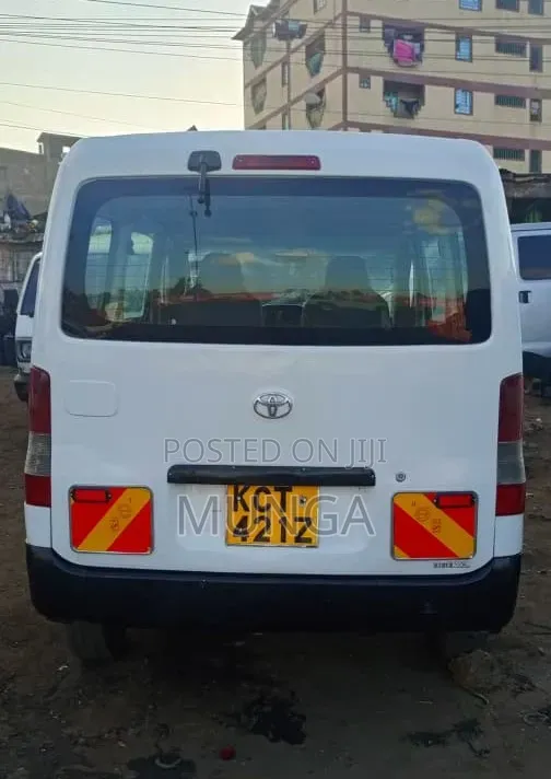 Toyota TownAce 2011 White
