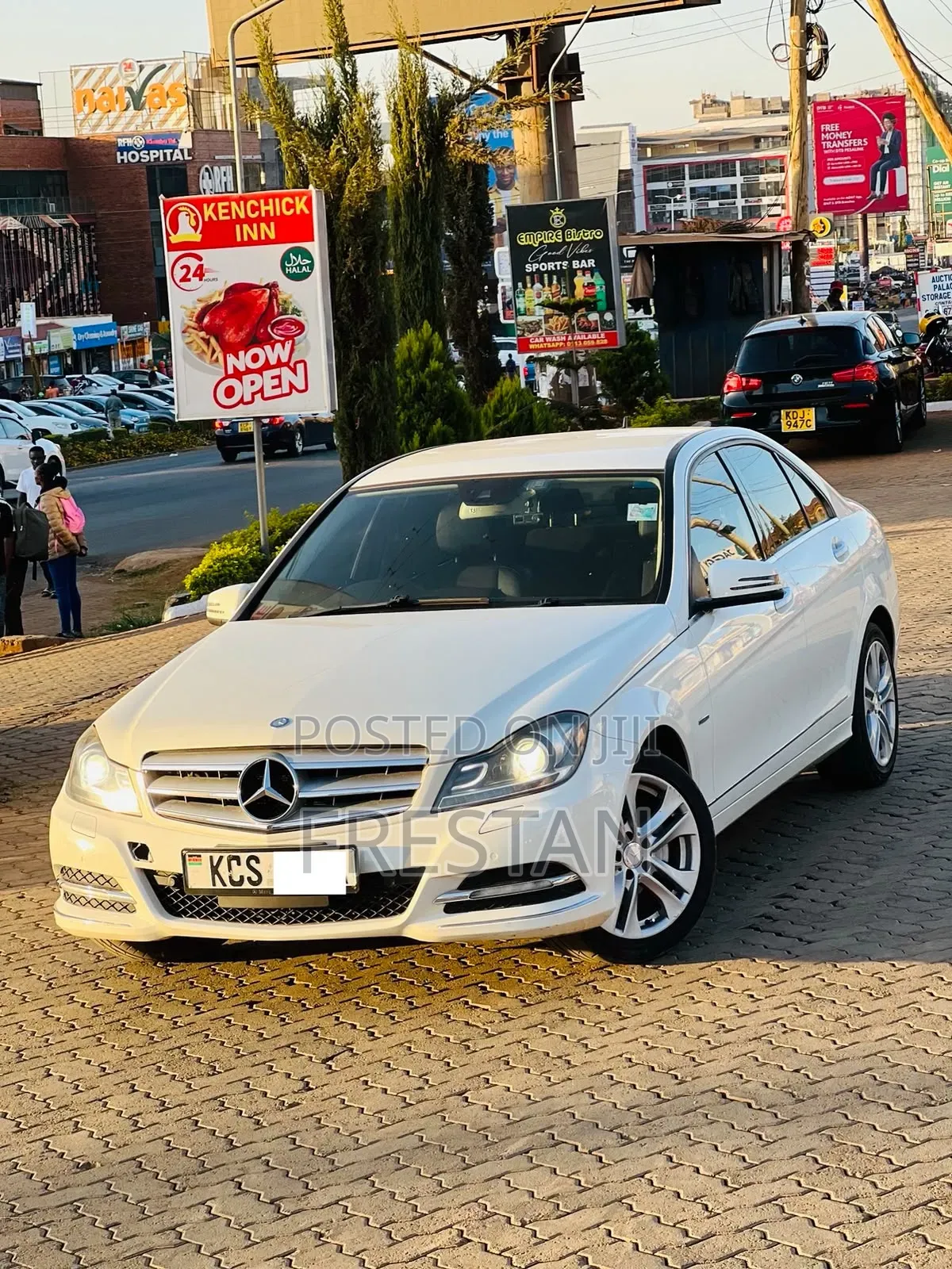 Mercedes-Benz C200 2011 White