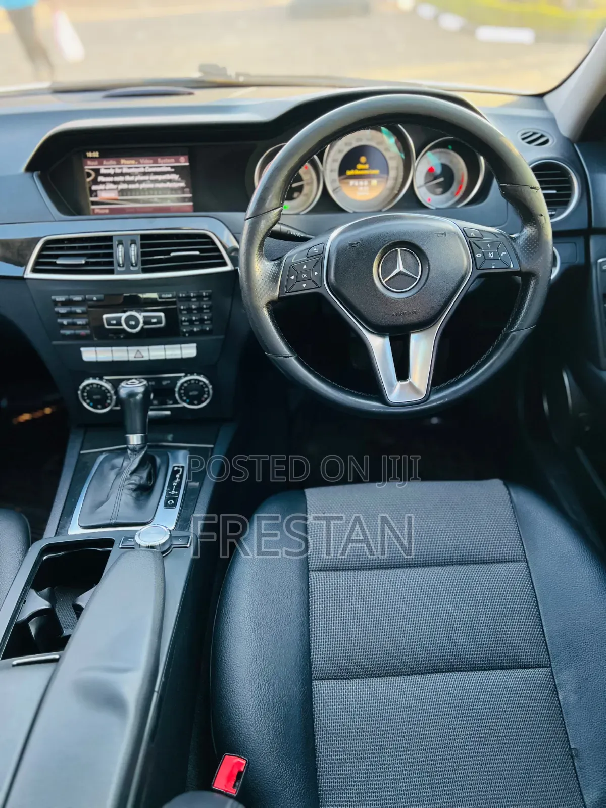 Mercedes-Benz C200 2011 White
