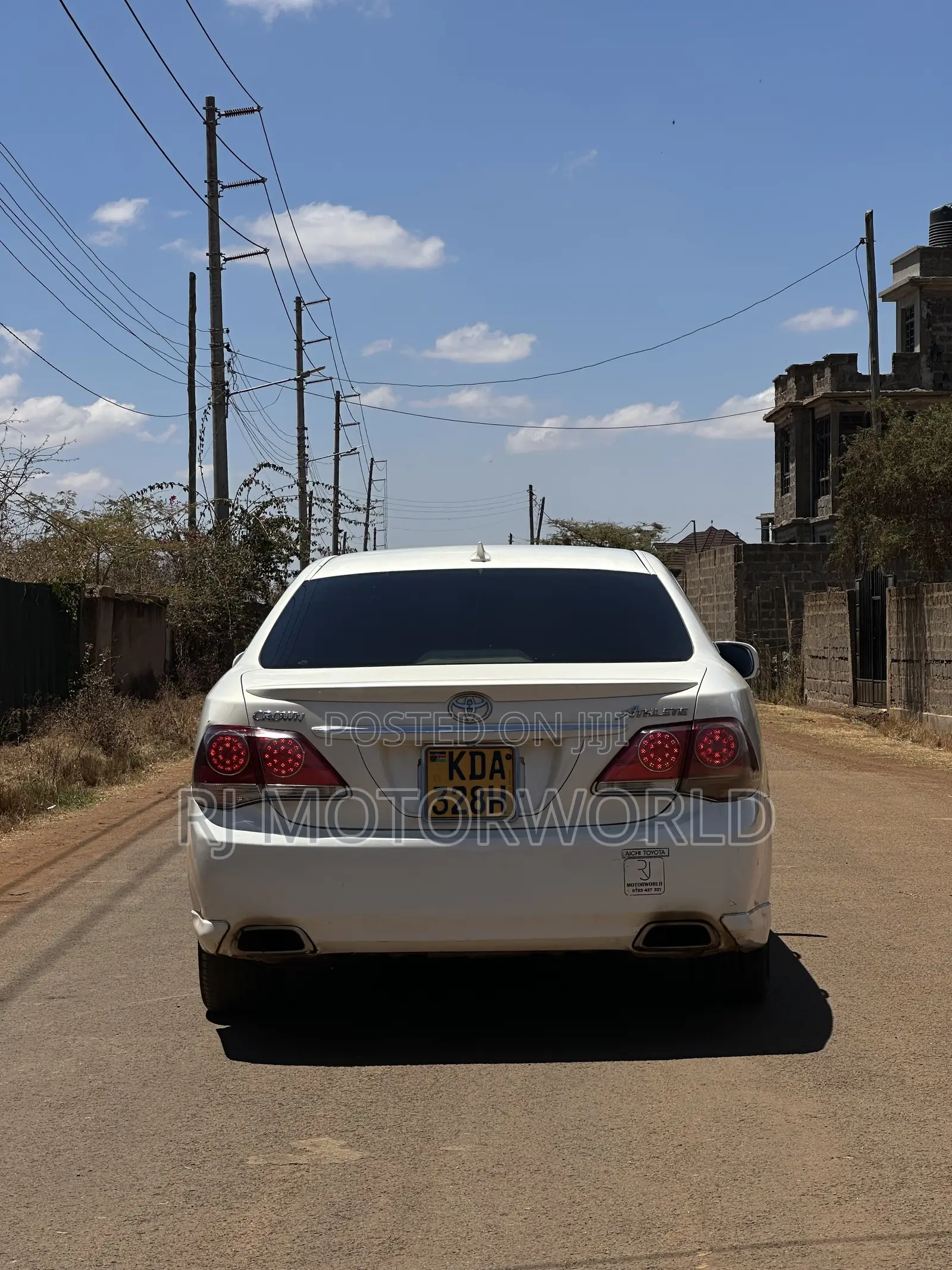 Toyota Crown 2012 White