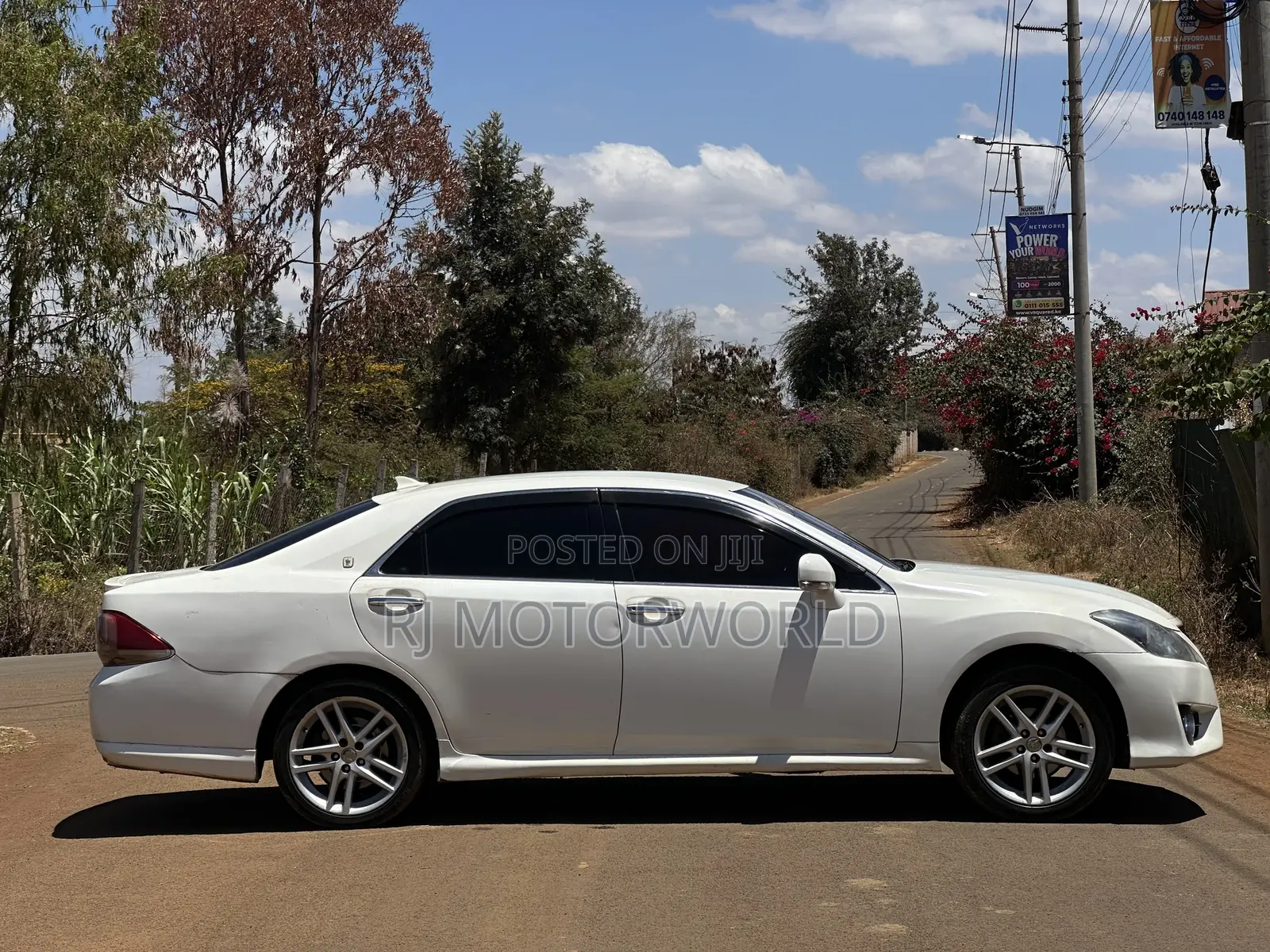 Toyota Crown 2012 White