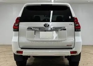 Toyota Land Cruiser Prado 2.8 2020 White