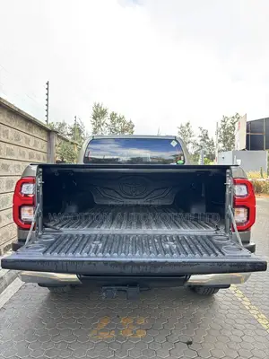 Toyota Hilux 2021