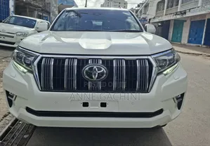 Toyota Land Cruiser Prado 2.8 2019 White