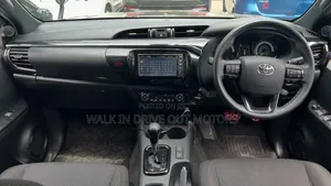 Toyota Hilux 2019 Black