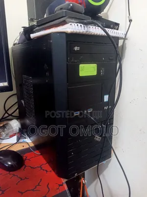 Desktop Computer Asus 16GB Intel Core i5 HDD+SSD 1T