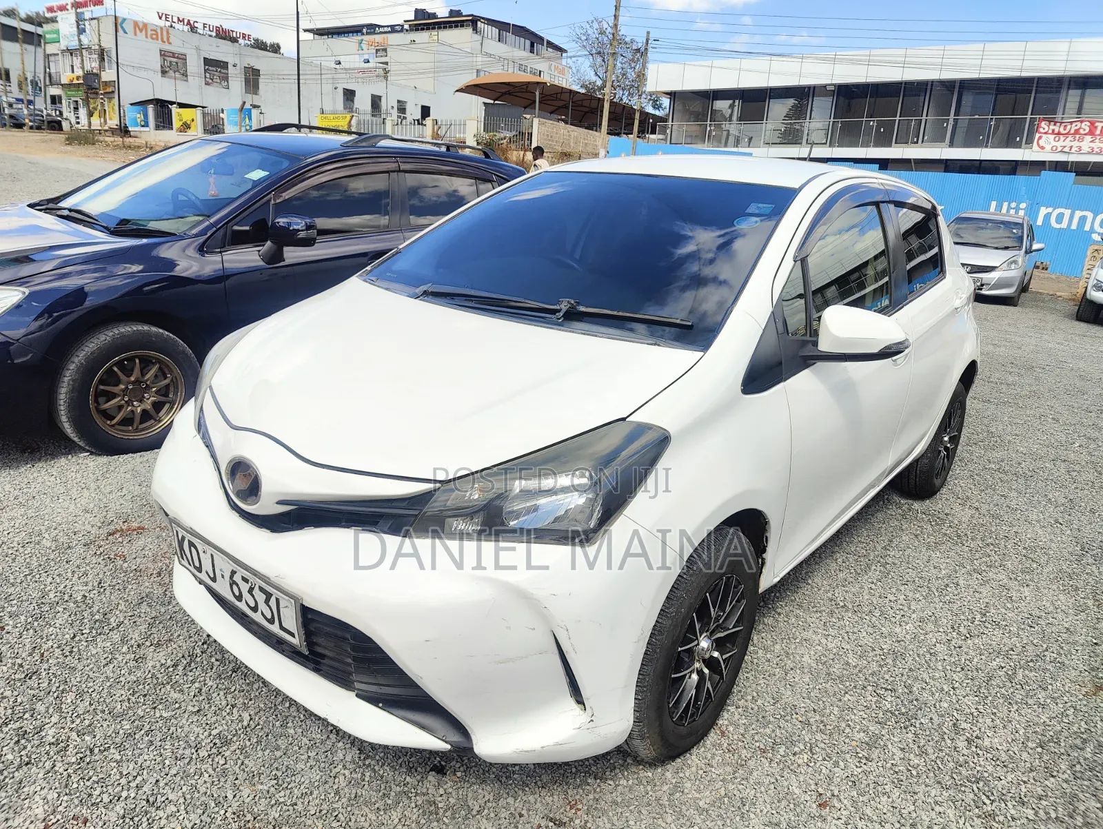 Toyota Vitz 2015 White