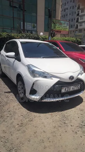 Toyota Vitz 1.3 FWD 5dr 2018 White