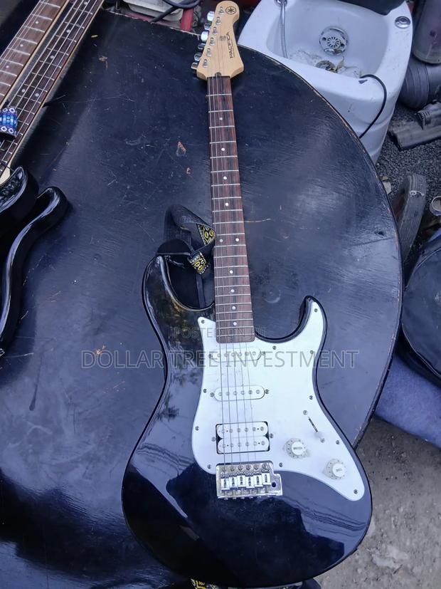 Music Guitar - main view