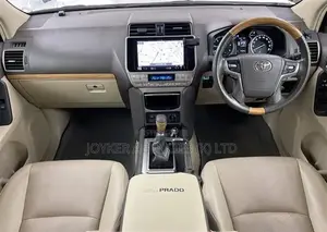 Toyota Land Cruiser Prado 2.8 2019 White