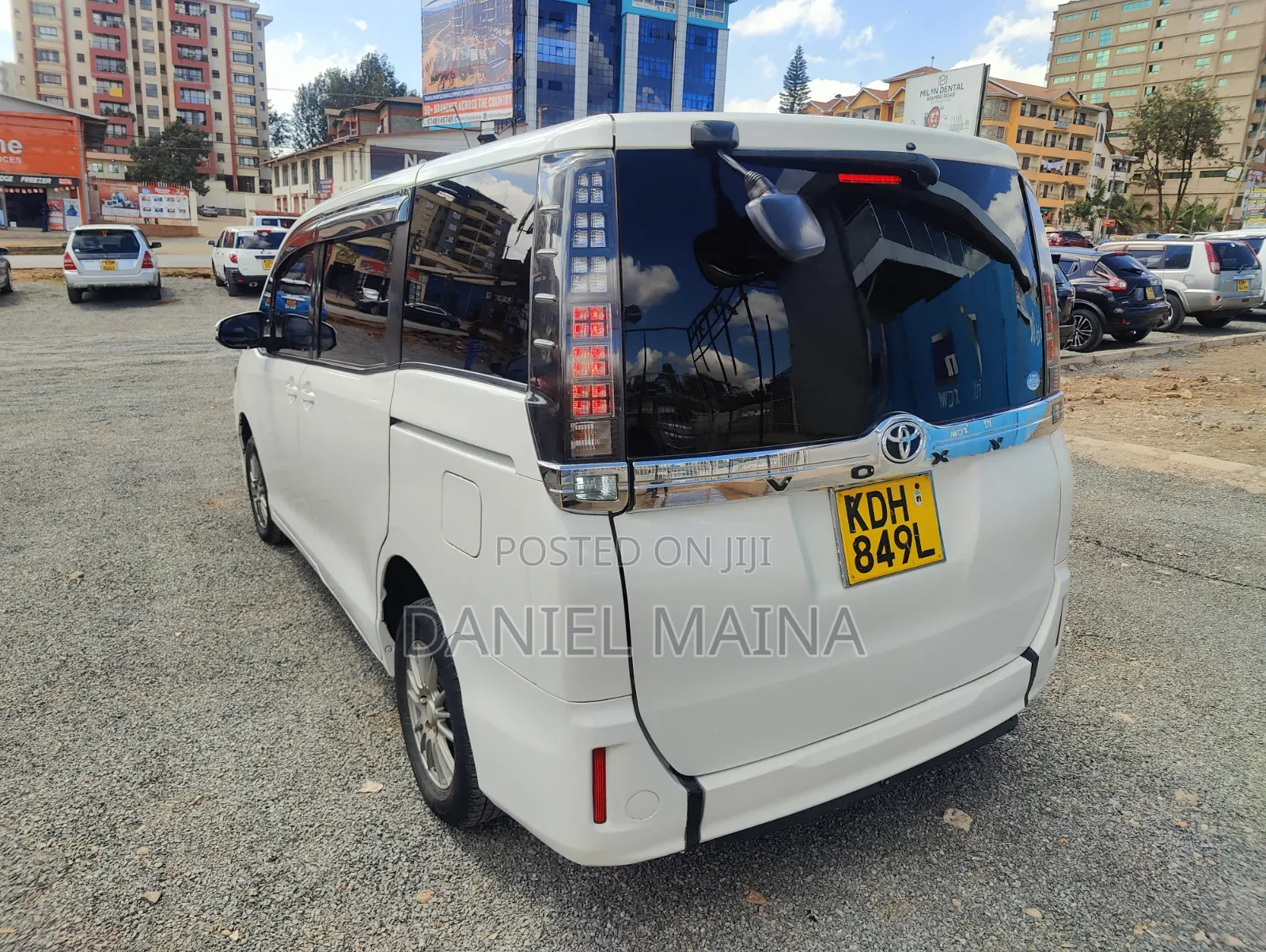 Toyota Voxy 2016 White