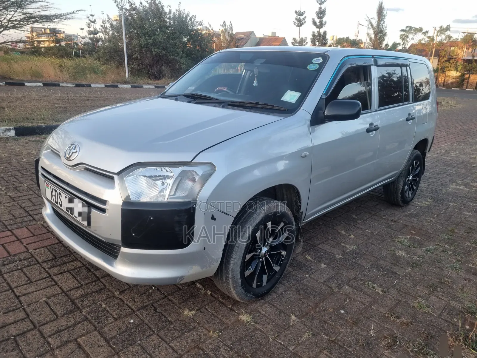 Toyota Probox 2018 Silver
