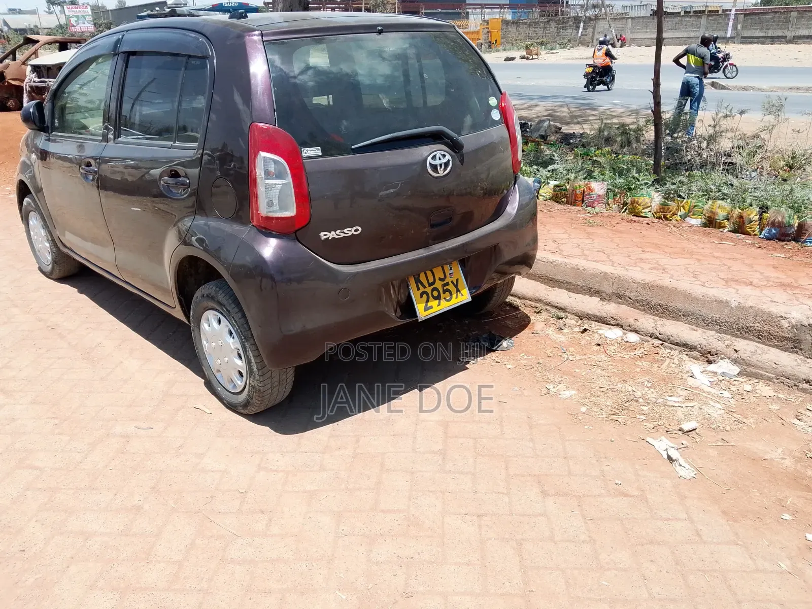 Toyota Passo 2015 Brown