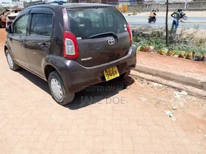 Toyota Passo 2015 Brown