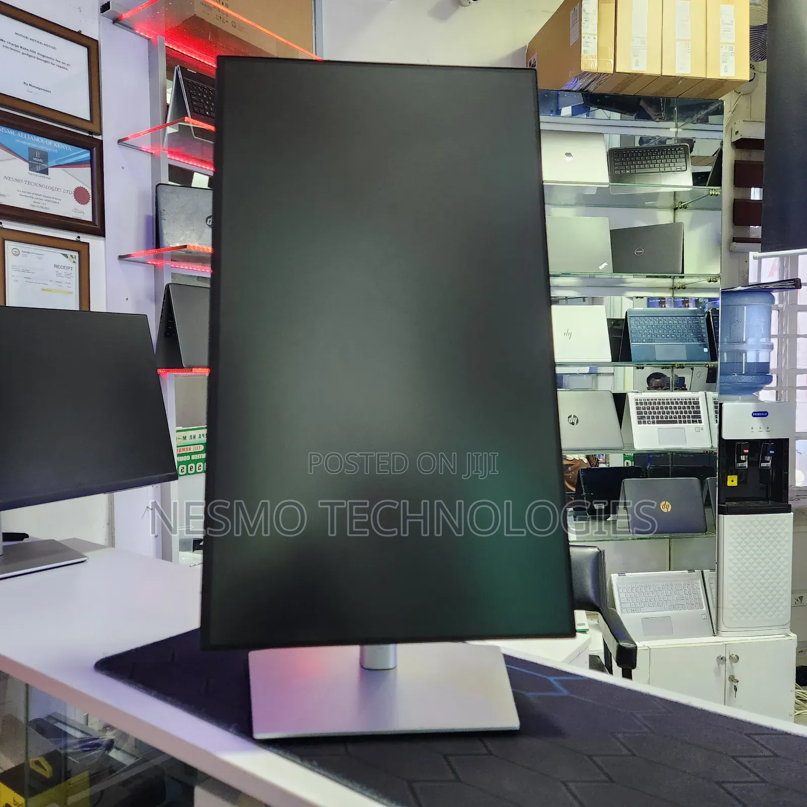 Dell Ultrasharp 24