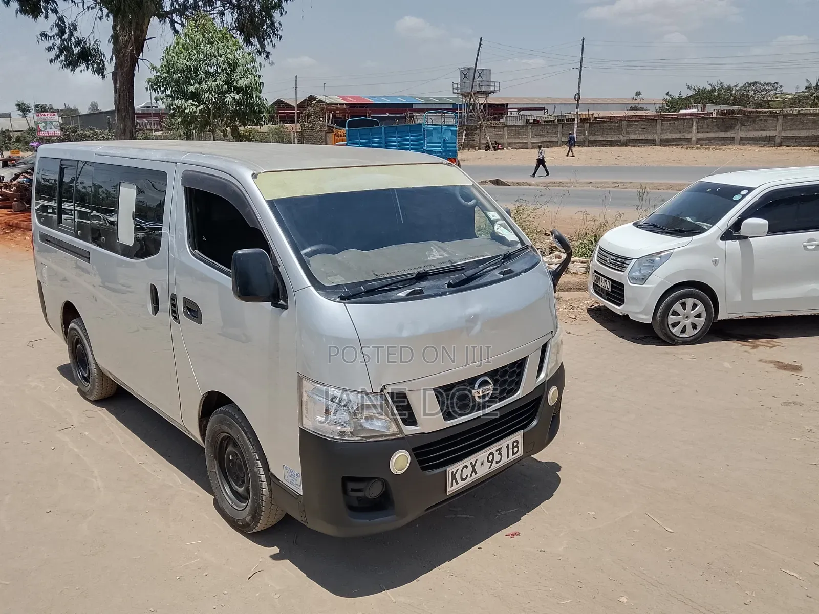 Nissan NV350 2013 Silver