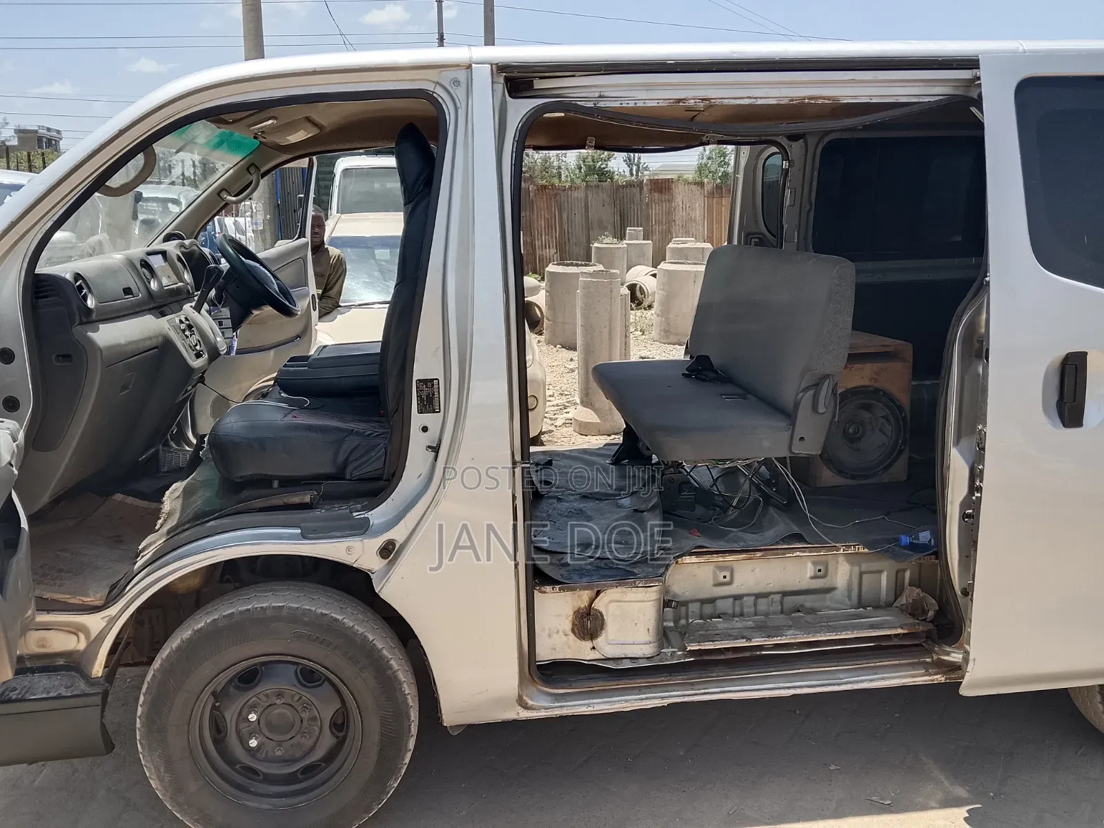 Nissan NV350 2013 Silver