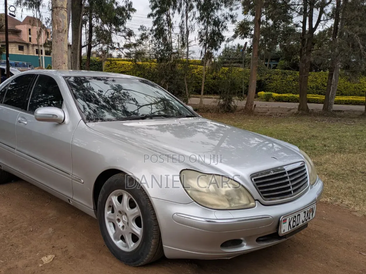 Mercedes-Benz E320 2001 Silver