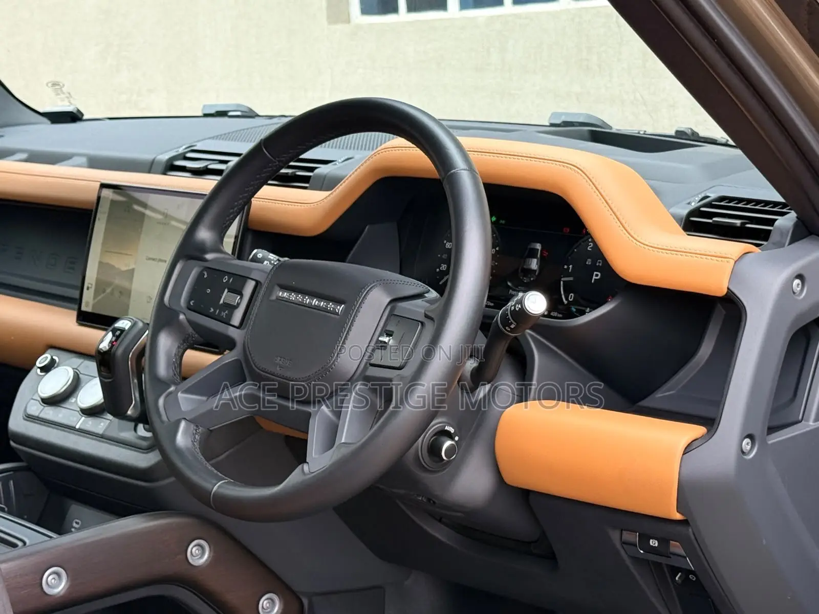 Land Rover Defender 2022