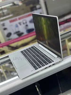 Laptop HP EliteBook 645 G10 8GB AMD Ryzen 5 SSD 512GB