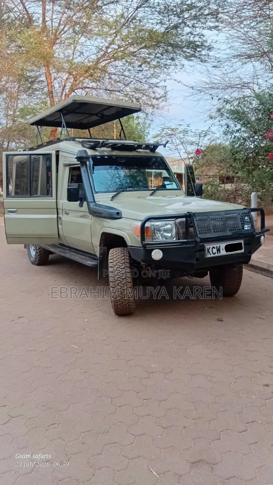 Toyota Land Cruiser 2013 Beige