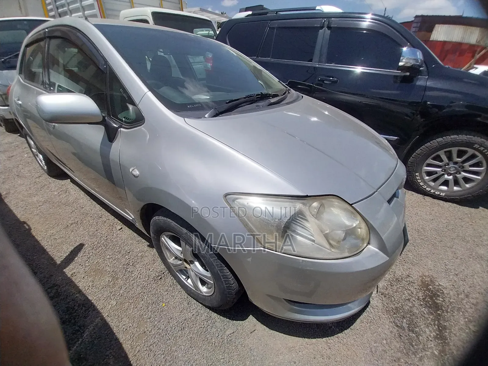 Toyota Auris 2010 Silver