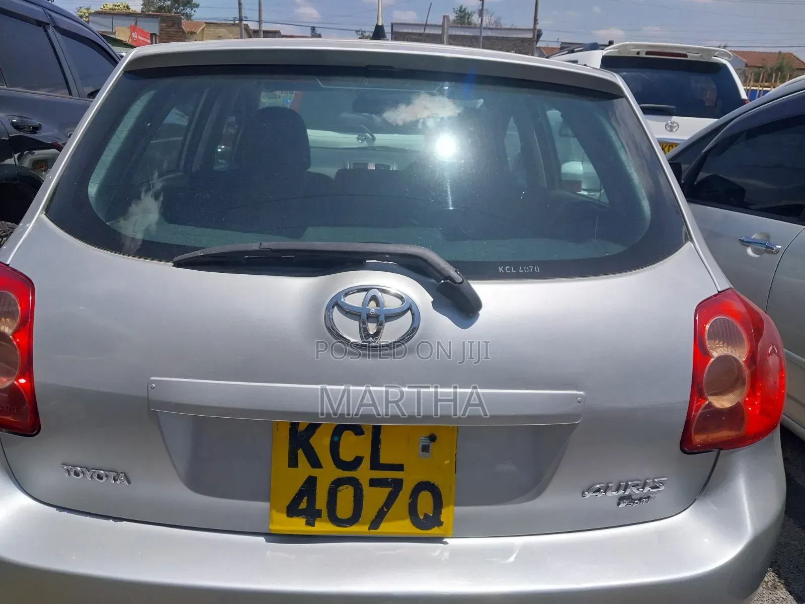 Toyota Auris 2010 Silver