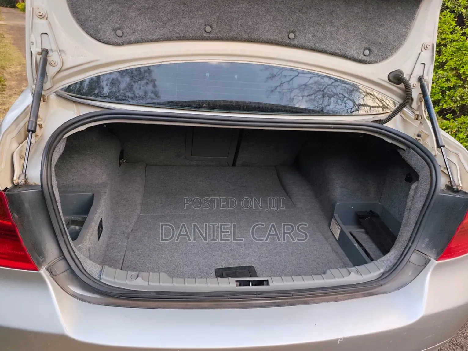 BMW 320i 2008 Silver
