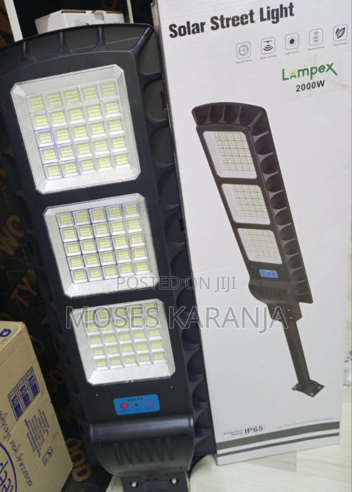2000W Solar Street Light With Solar Panel & Remote Control