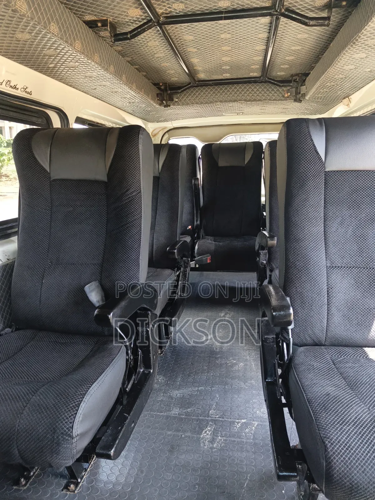 Toyota HiAce 2015 White