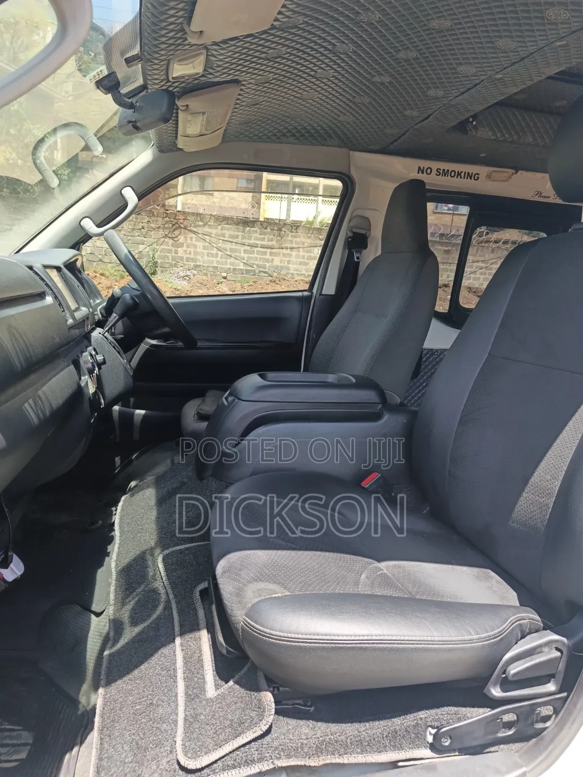 Toyota HiAce 2015 White