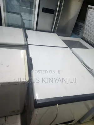 700litrs Westpoint Freezer