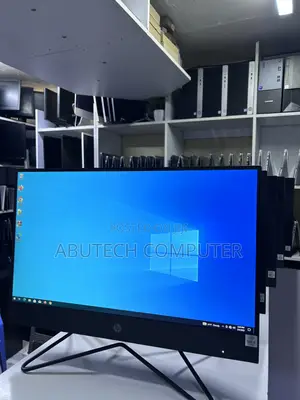 Desktop Computer HP 200 G4 16GB Intel Core i5 SSD 512GB