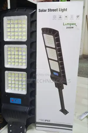2000W LED Solar Street Light Outdoor Security Lamp