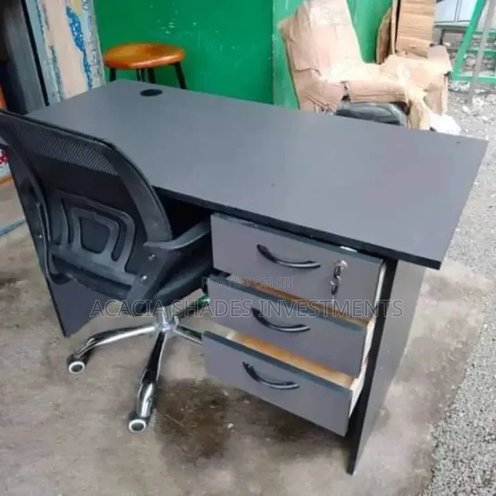 Office Desk Seat