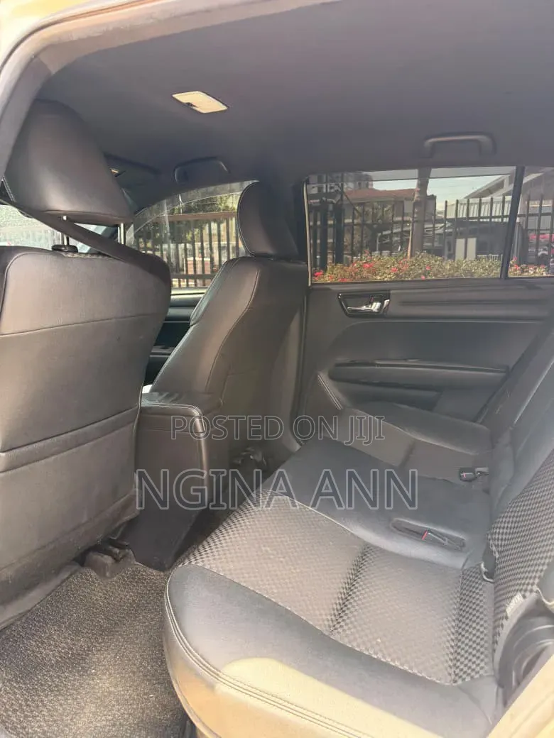 Toyota Corolla Fielder 2016 Silver