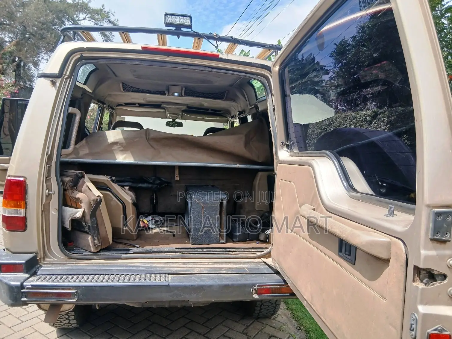 Land Rover Discovery 1997 Gold