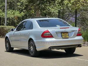 Mercedes-Benz E300 2008 Silver