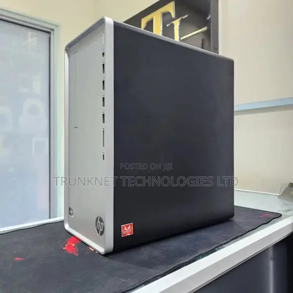 Desktop Computer HP EliteDesk 705 8GB AMD Ryzen 5 HDD+SSD 500GB