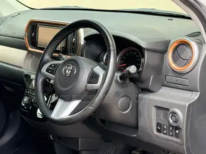 Toyota Passo 2019 Silver