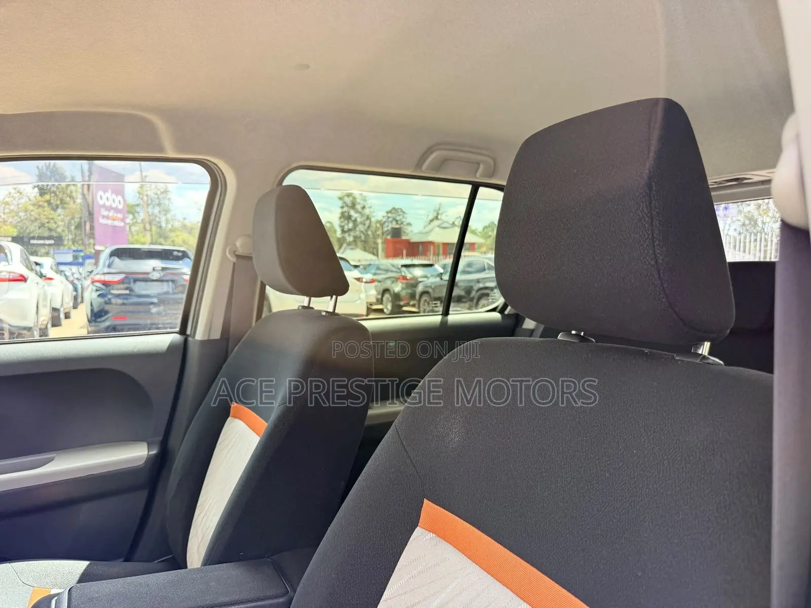 Toyota Passo 2019 Silver