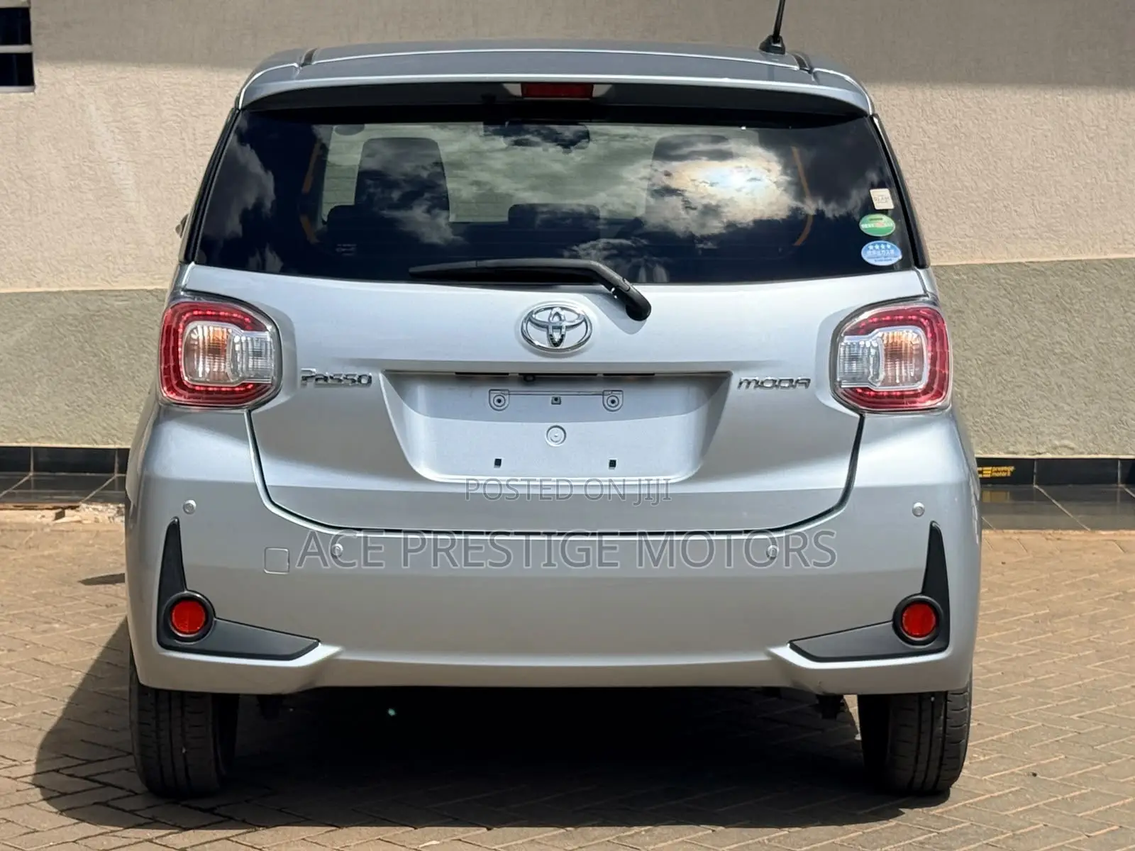 Toyota Passo 2019 Silver