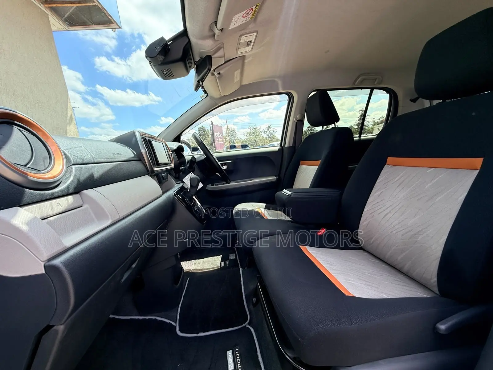 Toyota Passo 2019 Silver