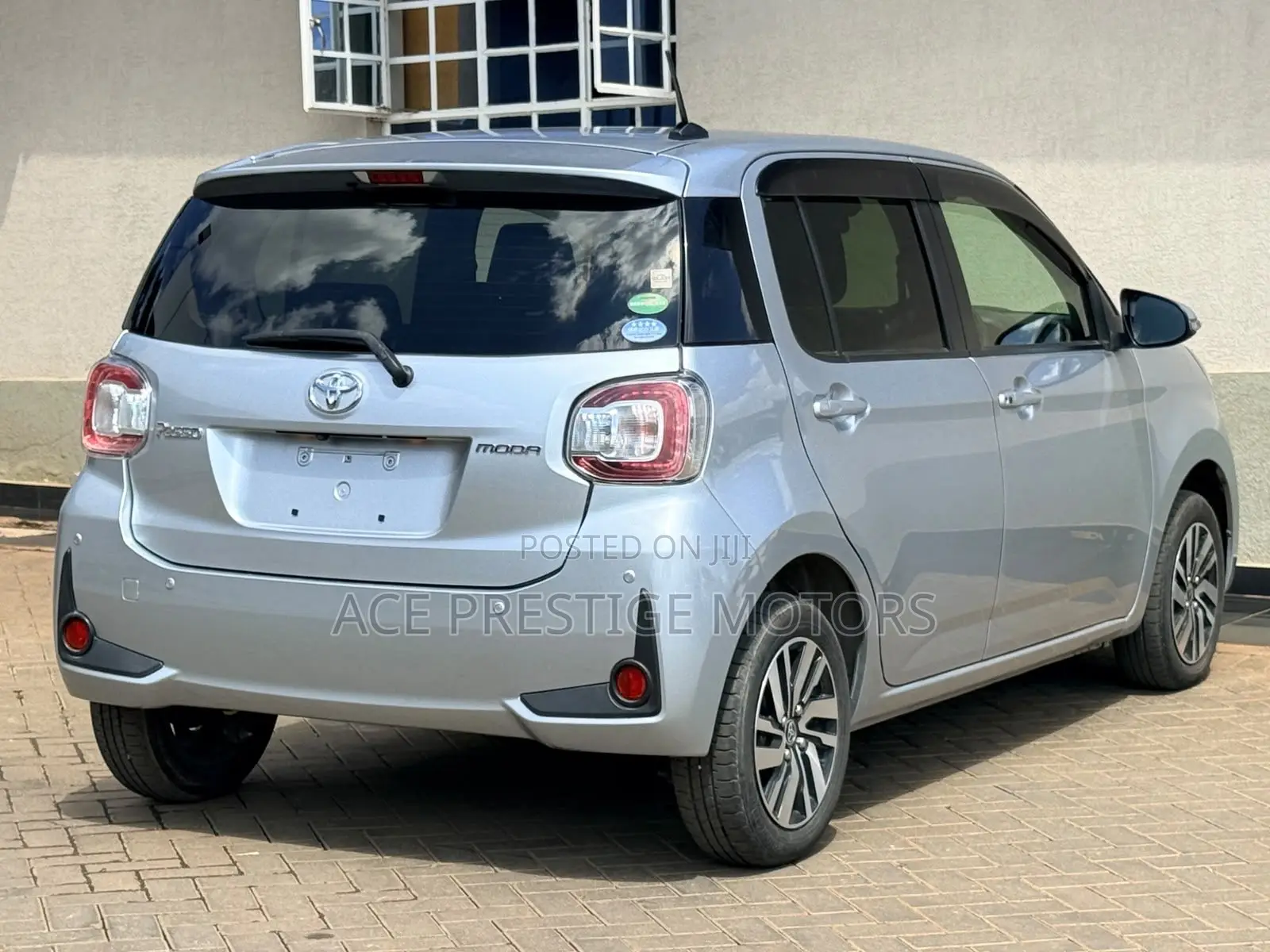 Toyota Passo 2019 Silver