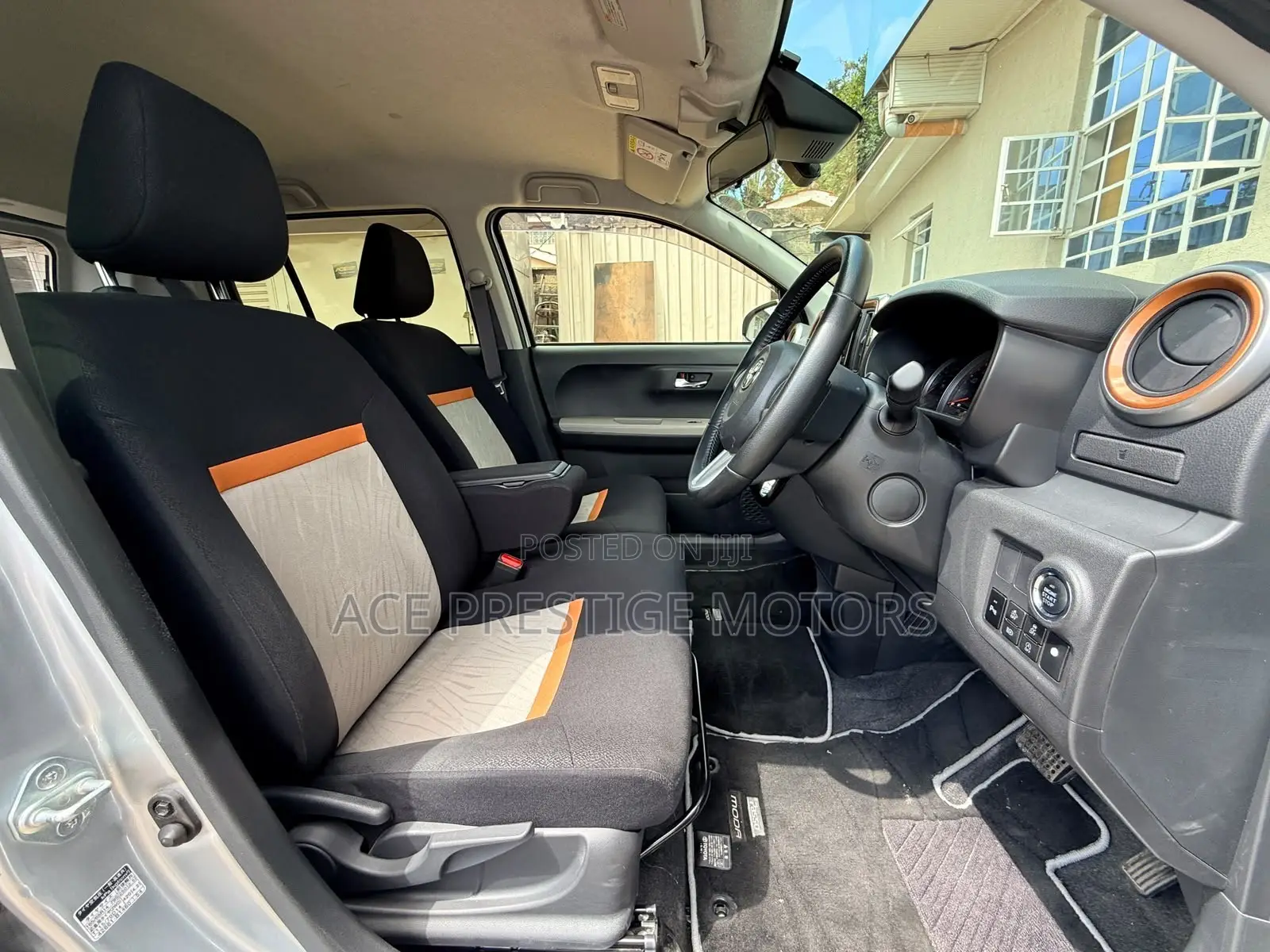 Toyota Passo 2019 Silver