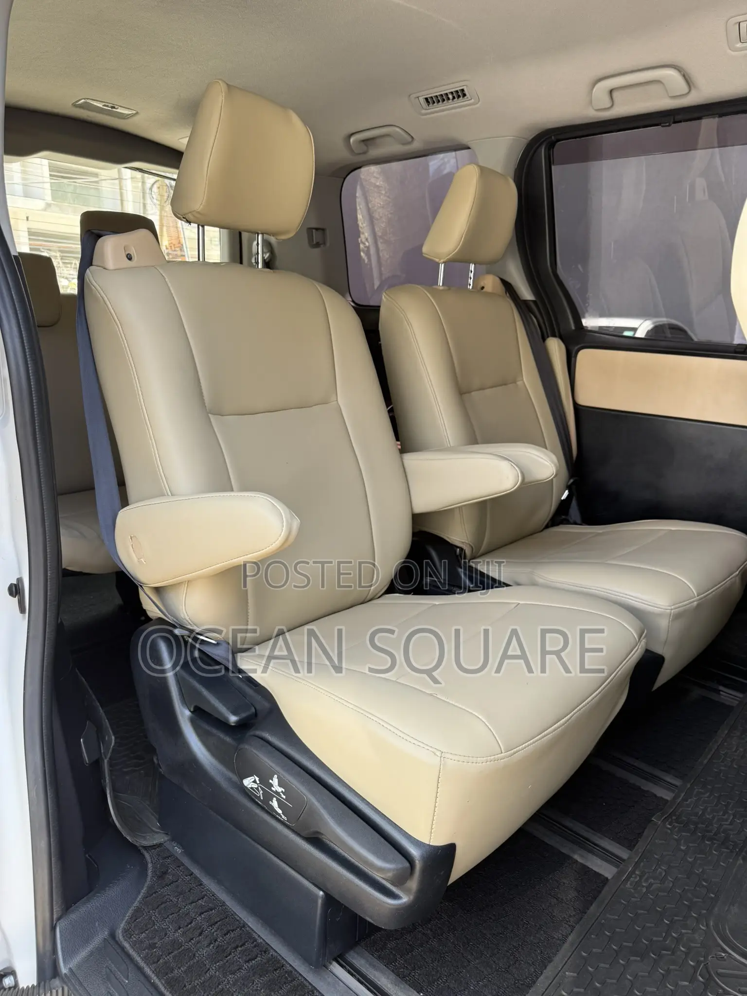 Toyota Noah 2.0 FWD (7 Seater) 2017 White