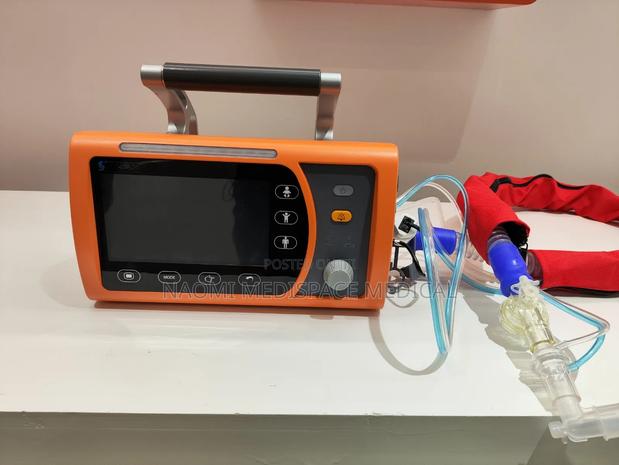 Portable Ambulance Ventilator With Bag /Transport Ventilator