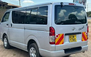 Toyota HiAce 2009 Silver